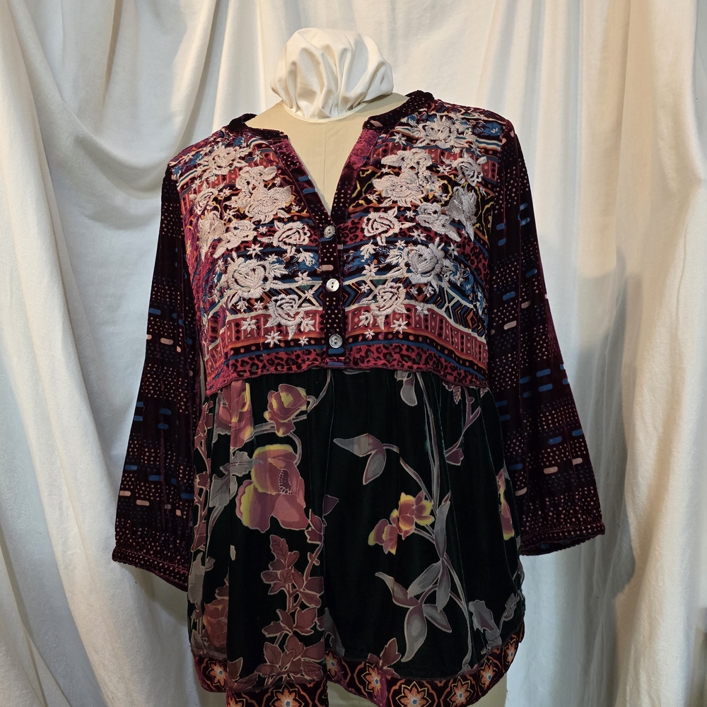 John Mark Multicolor Floral Velvet Blouse